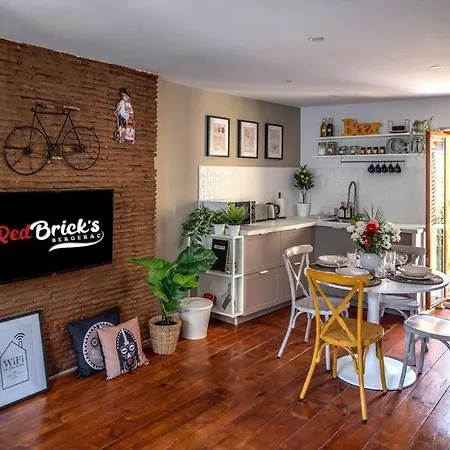 Appartamento Redbrick'S Bergerac, Au Coeur Du Centre Historique Esterno foto